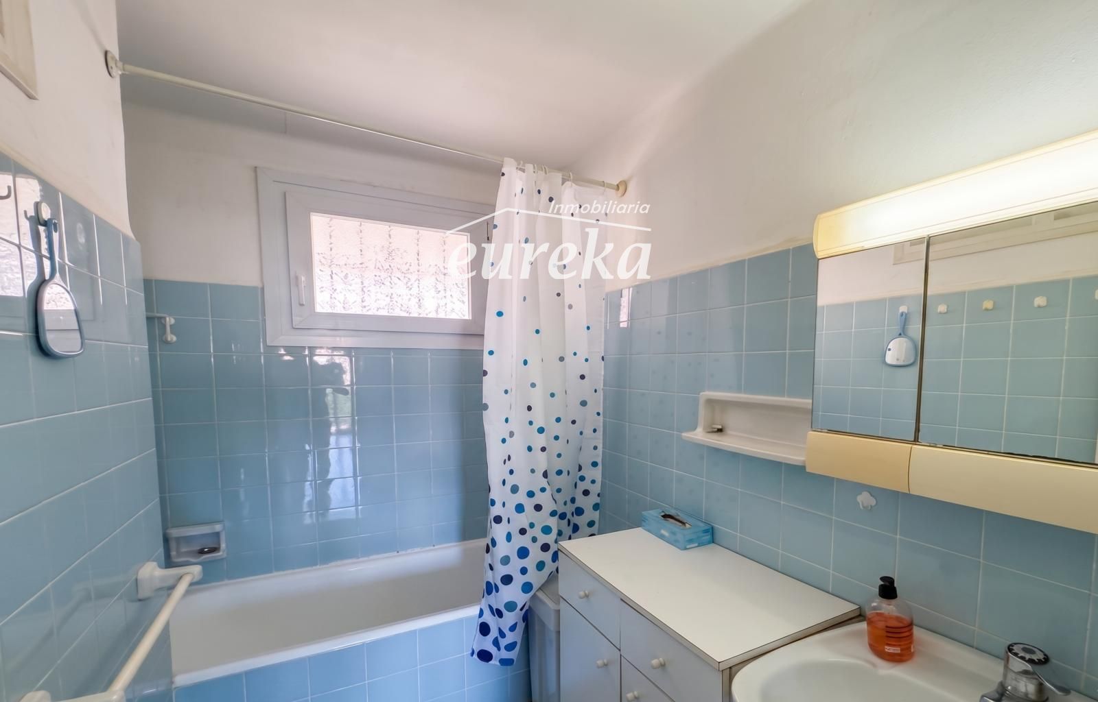 Apartamento luminoso con terraza — Última planta, Santa Margarita, Roses - Foto 21
