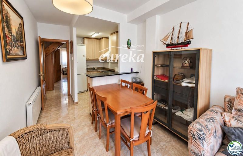 Pis en venda Roses, Girona. Ref: 2770. Agencia Eureka