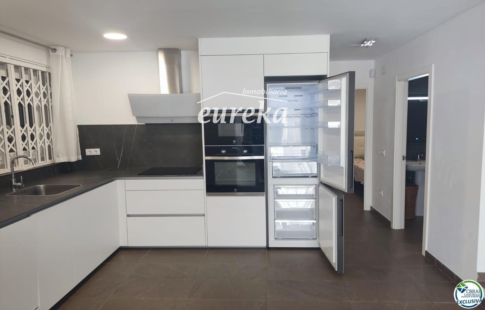 Bonita casa con piscina y apartamento para invitados y piscina. - Foto 4