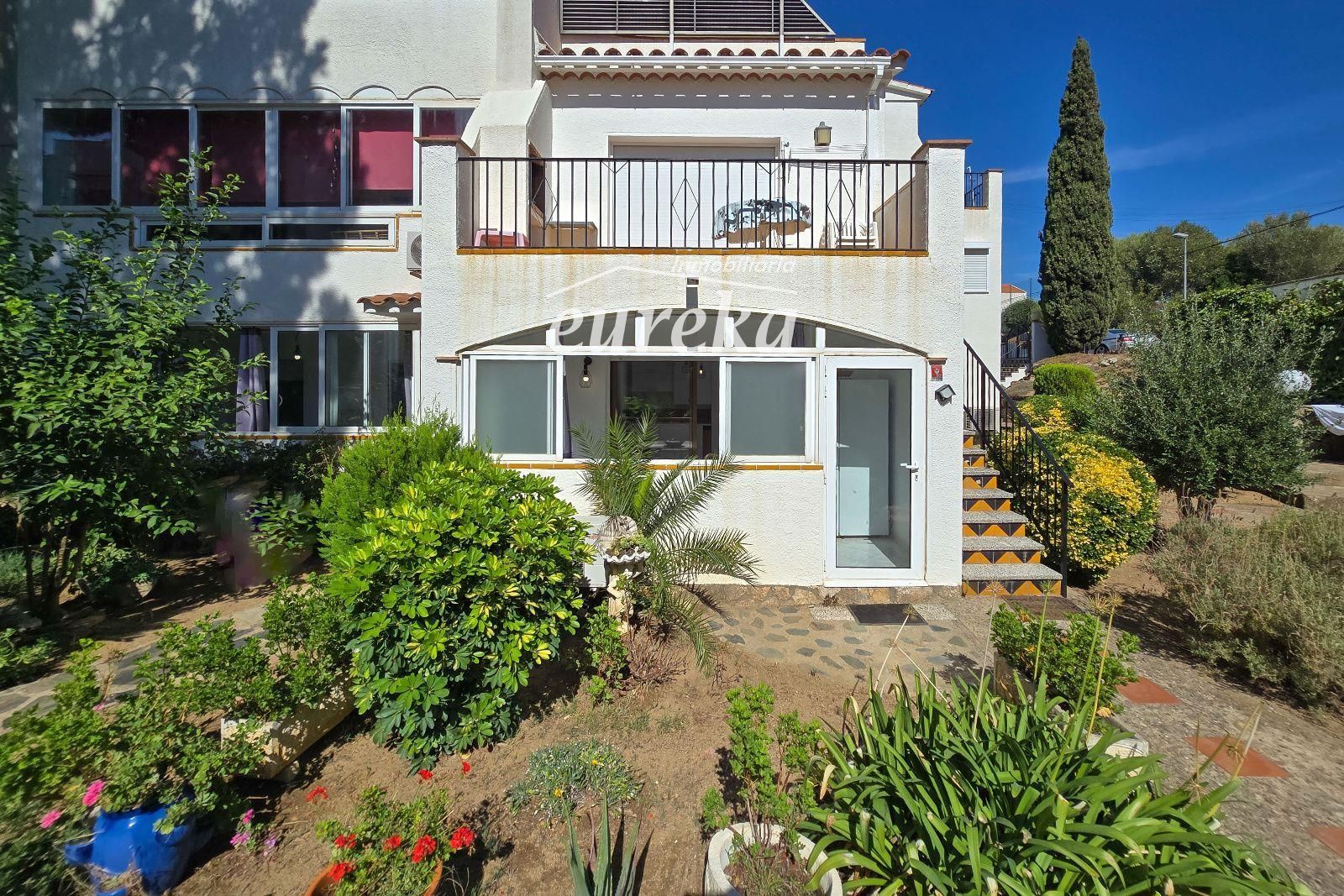 Si buscas un lugar tranquilo en Roses, rodeado de naturaleza y con todas las comodidades para disfrutarlo durante todo el año, este apartamento puede sorprenderte. - Foto 20