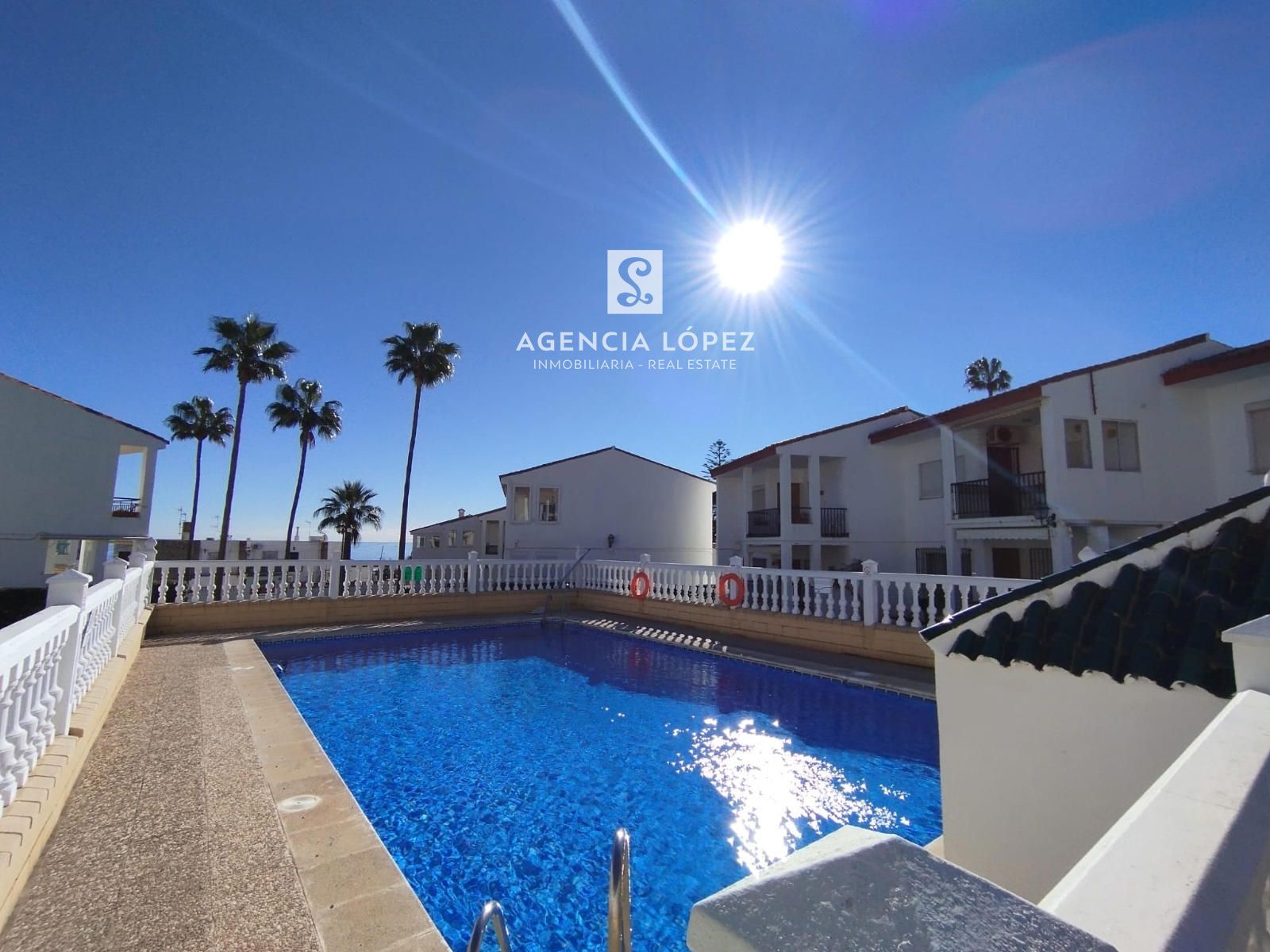 Piso en venta San Luis De Sabinillas, Málaga. Ref: 2095. Agencia López