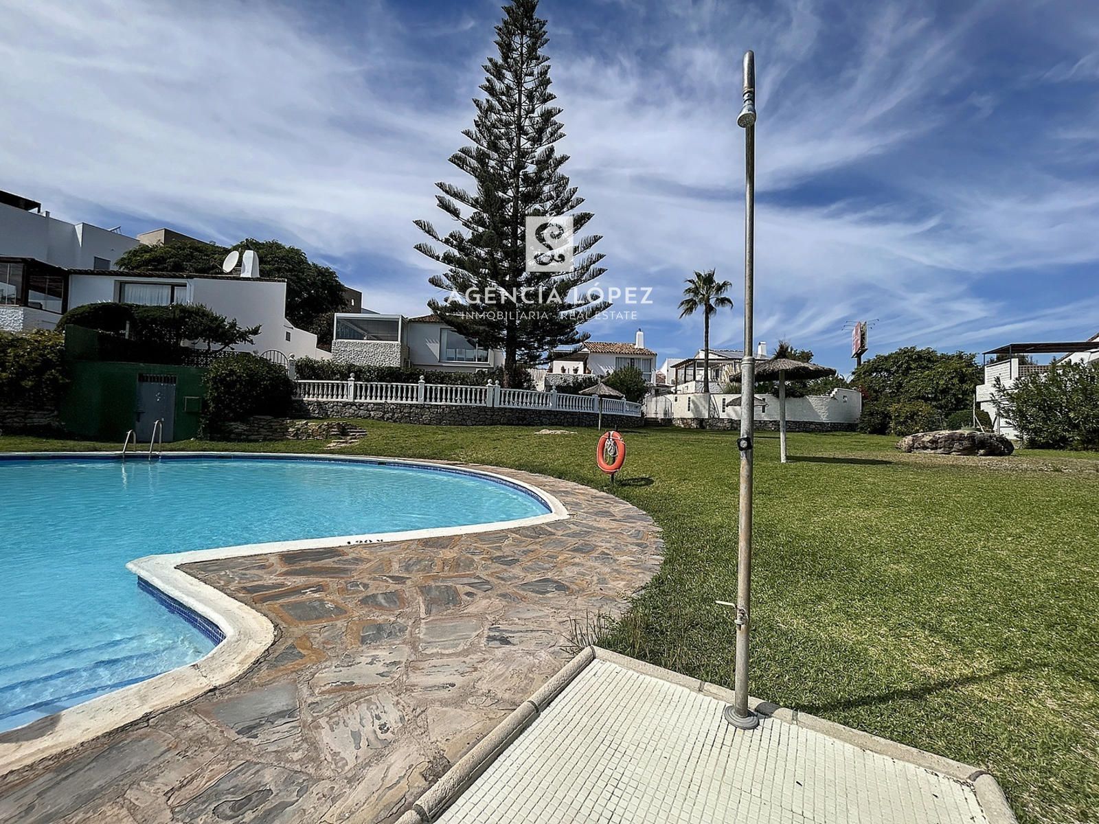 Piso en venta Estepona, Málaga. Ref: 2126. Agencia López