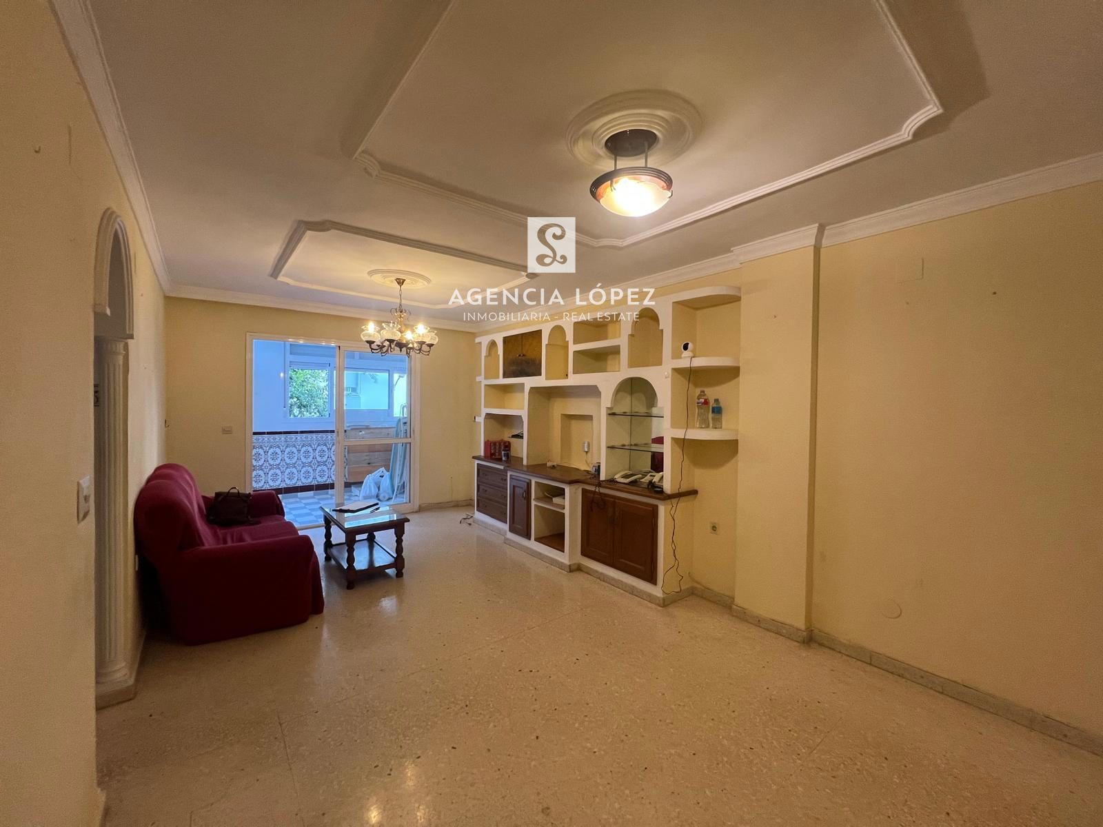 Piso en venta Estepona, Málaga. Ref: 2141. Agencia López