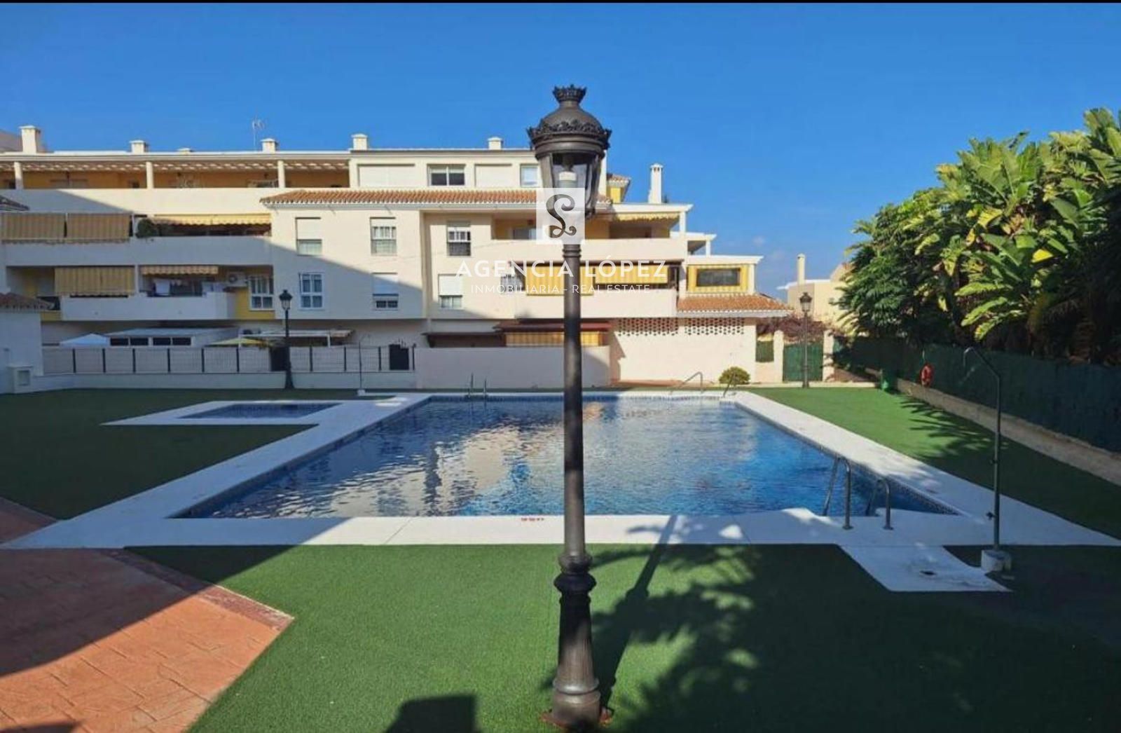 Piso en venta Estepona, Málaga. Ref: 2156. Agencia López