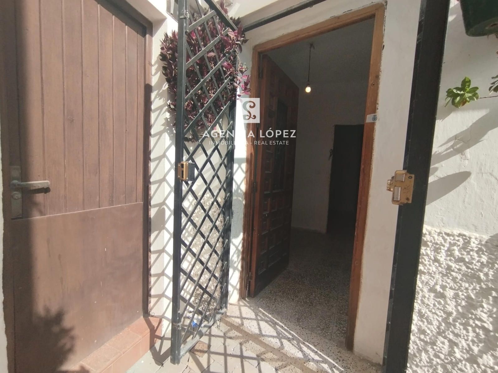 Piso en venta Estepona, Málaga. Ref: 2219. Agencia López