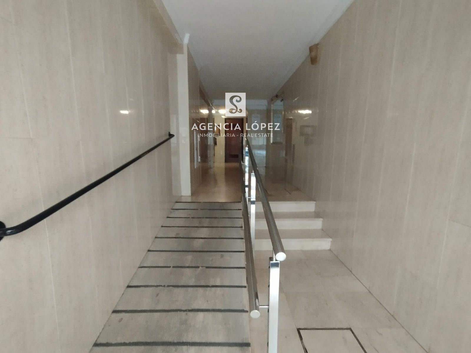Piso en venta Estepona, Málaga. Ref: 2241. Agencia López