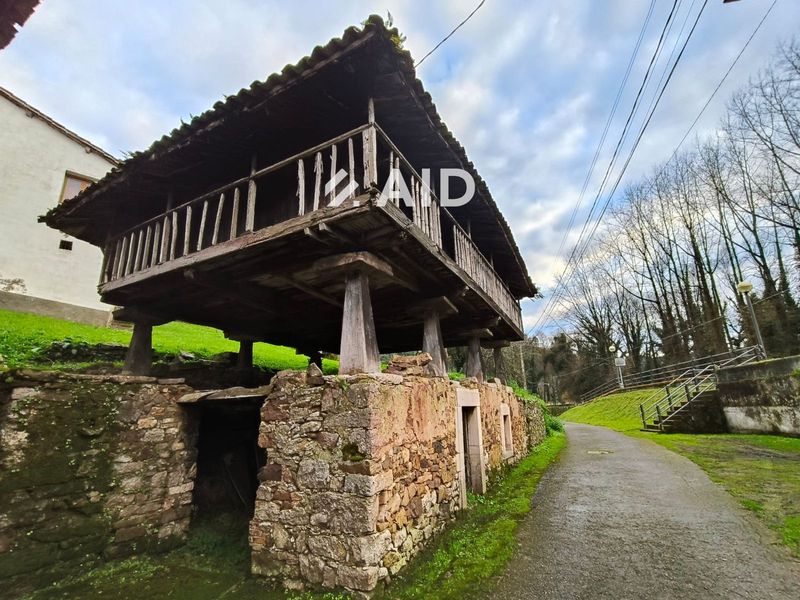 Casa en venta Pravia, Asturias. Ref: 1056. AGENTES INMOBILIARIOS DIGITALES