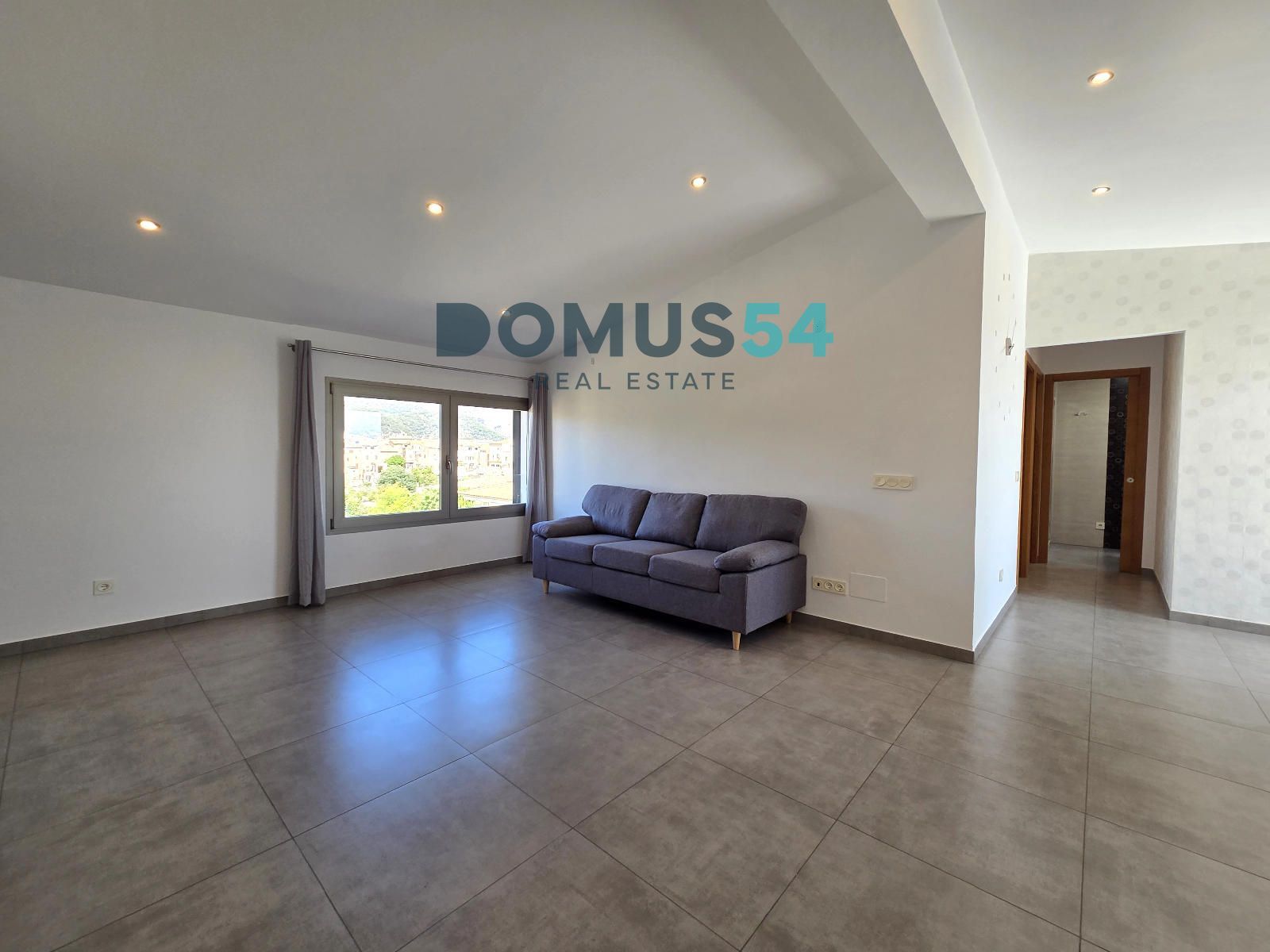 Piso con terraza de alquiler en Campanet — Foto 3