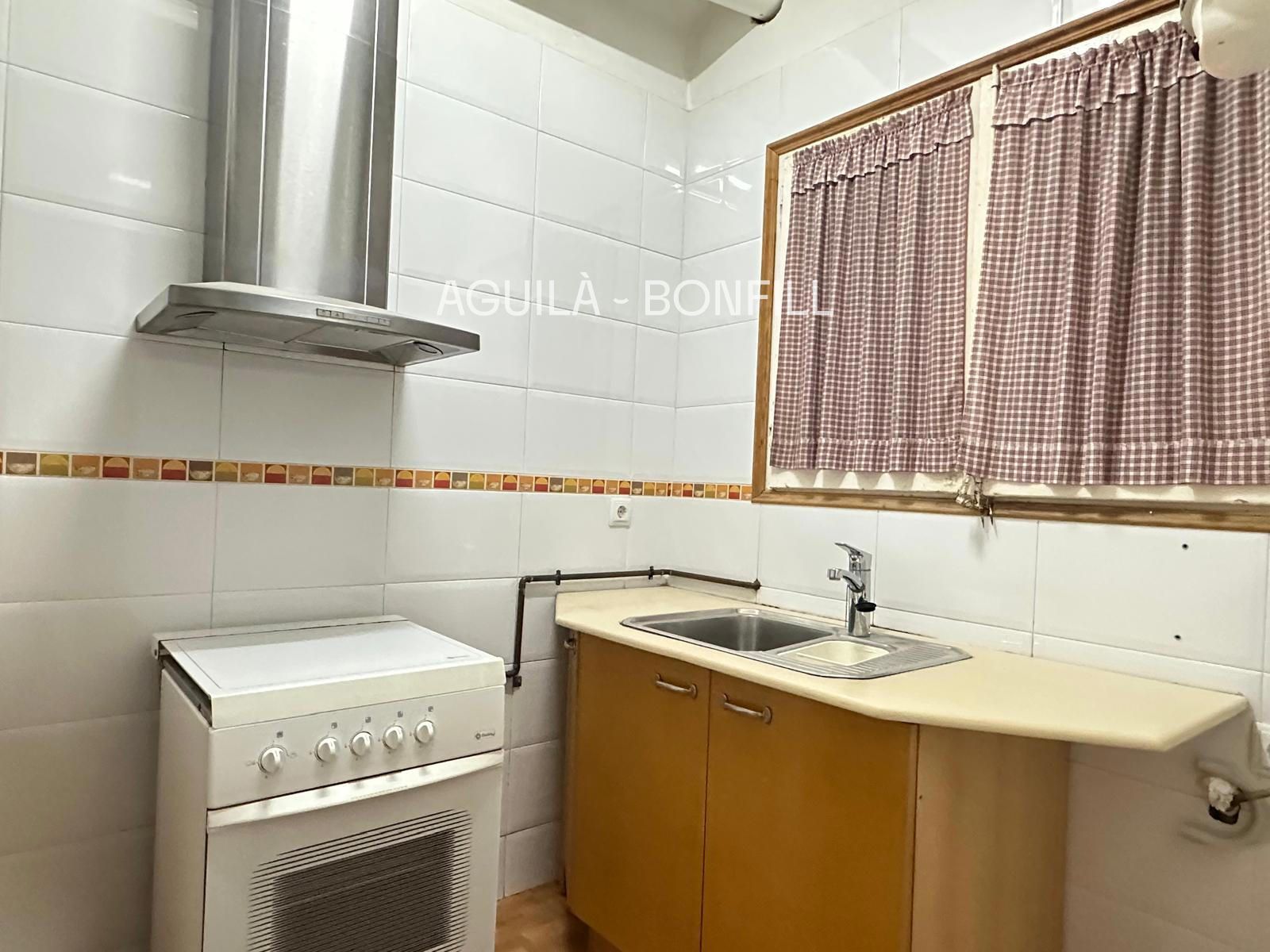 Oficina en lloguer a Barcelona (Gracia)