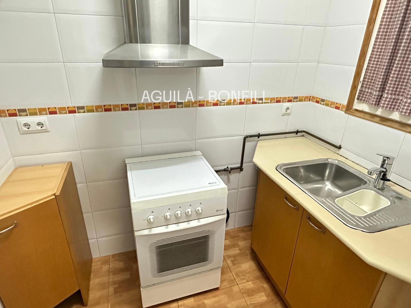 Oficina en lloguer a Barcelona (Gracia)
