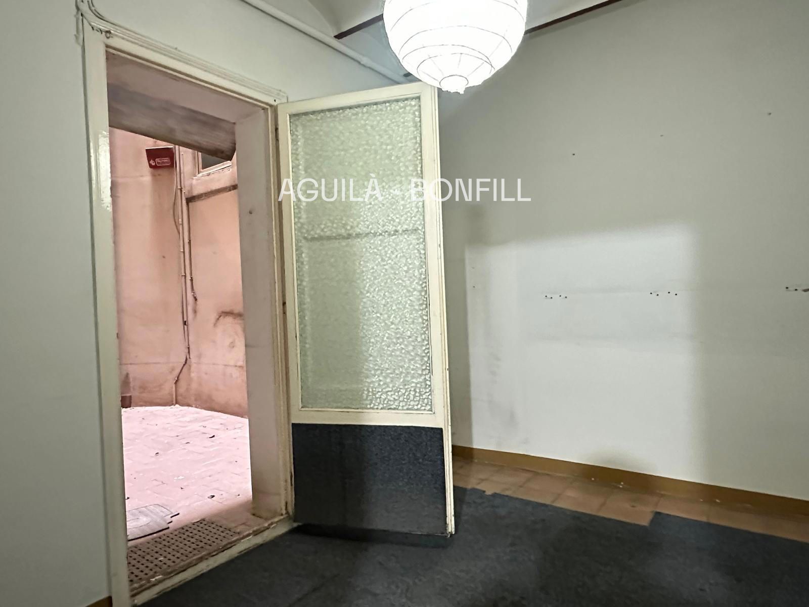 Oficina en lloguer a Barcelona (Gracia)