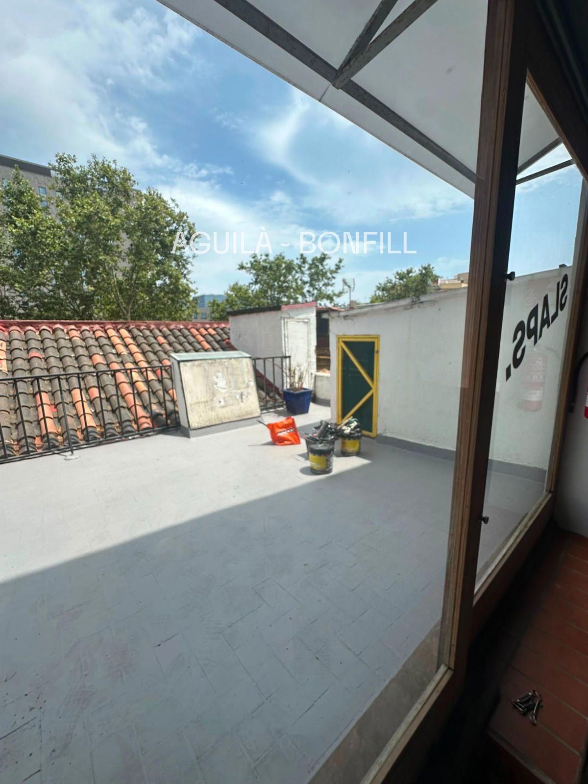 Local Comercial en lloguer a Barcelona (Sant Marti)