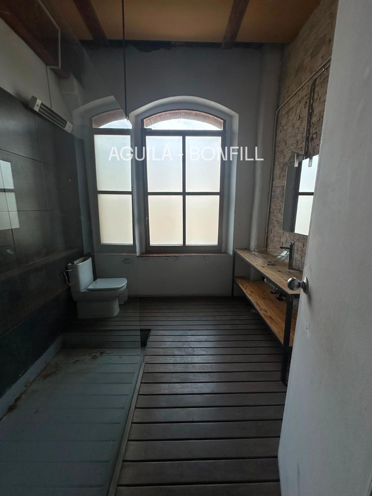Local Comercial en lloguer a Barcelona (Sant Marti)