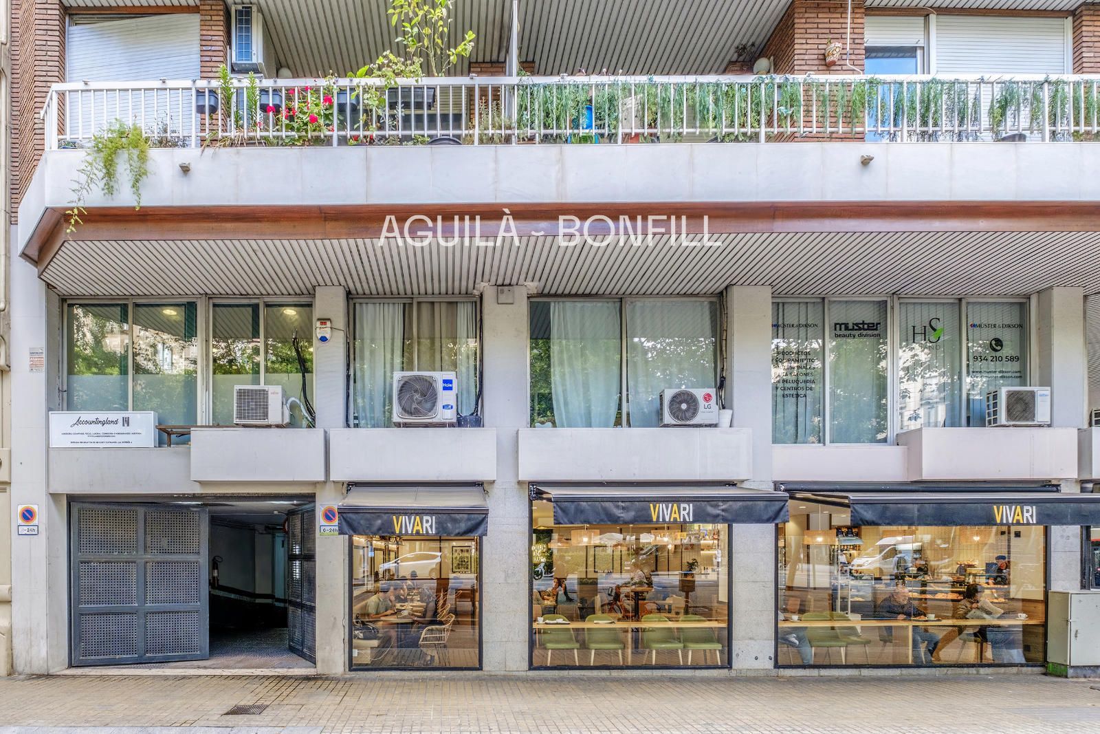 Oficina en venda a Barcelona (Eixample)
