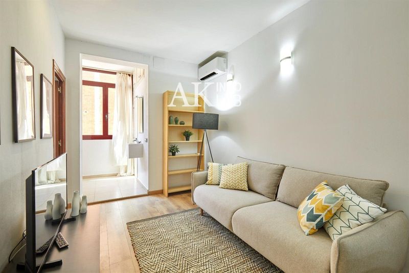 Piso en alquiler Barcelona. Ref: 1003. AK InmoLab