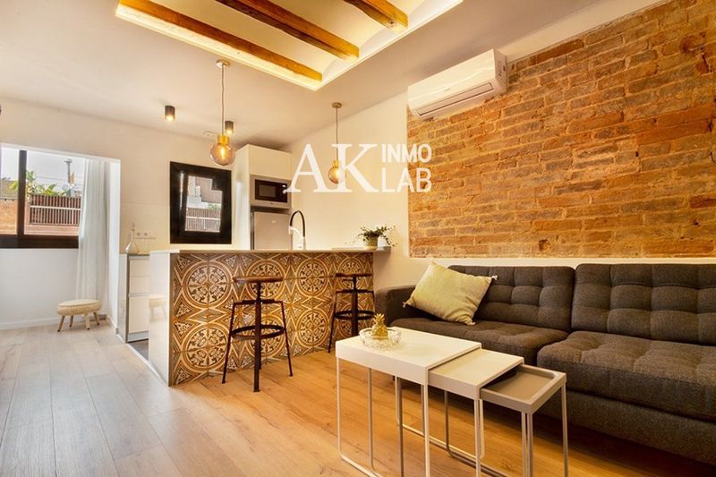 Piso en alquiler Barcelona. Ref: 1071. AK InmoLab