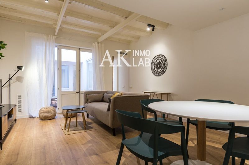 Piso en alquiler Barcelona. Ref: 1107. AK InmoLab