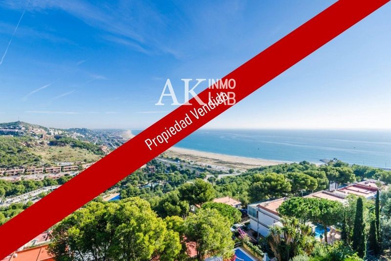 Edificio Singular en venta Castelldefels, Barcelona. Ref: 1163. AK InmoLab