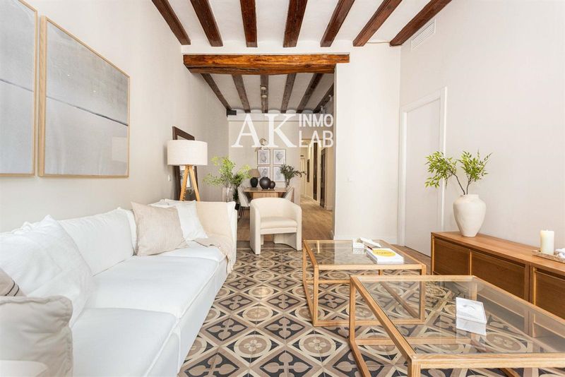 Apartamento en venta Barcelona. Ref: 1420. AK InmoLab