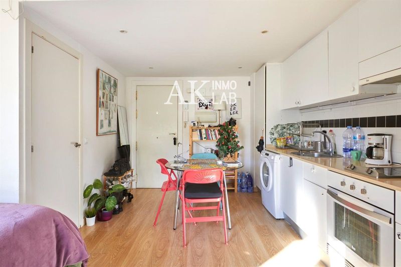 Piso en venta Barcelona. Ref: 1433. AK InmoLab