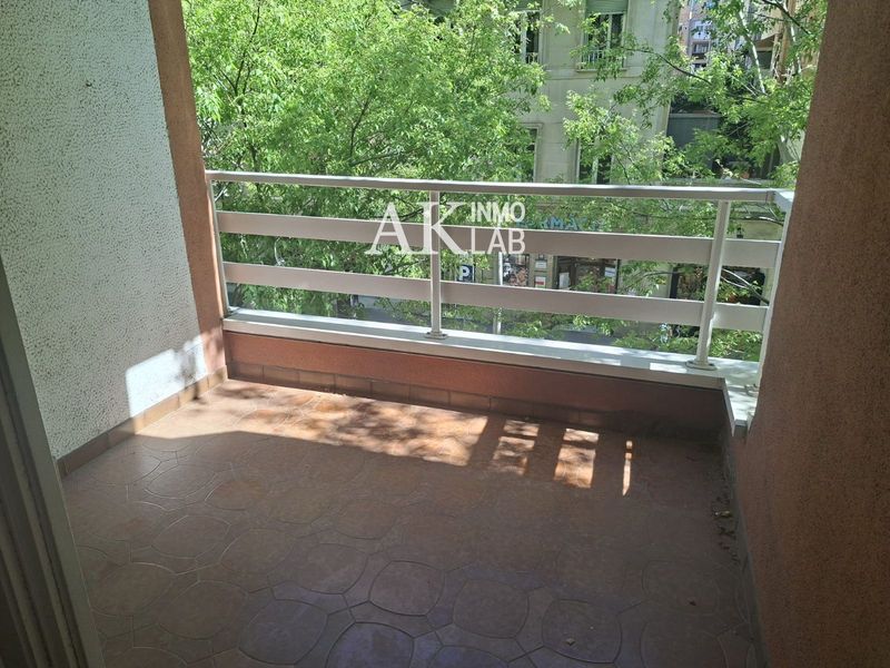 Piso en venta Barcelona. Ref: 1474. AK InmoLab (Ventas) & AK-BCN (Alquiler)
