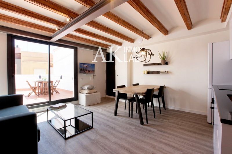 Ático en venta Barcelona. Ref: 1492. AK InmoLab (Ventas) & AK-BCN (Alquiler)