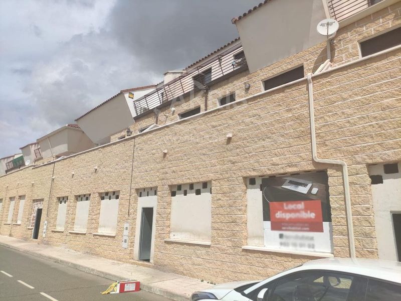 Locali Commerciali in vendita Noez, Toledo. Ref: 10838. Inmobiliaria Akris
