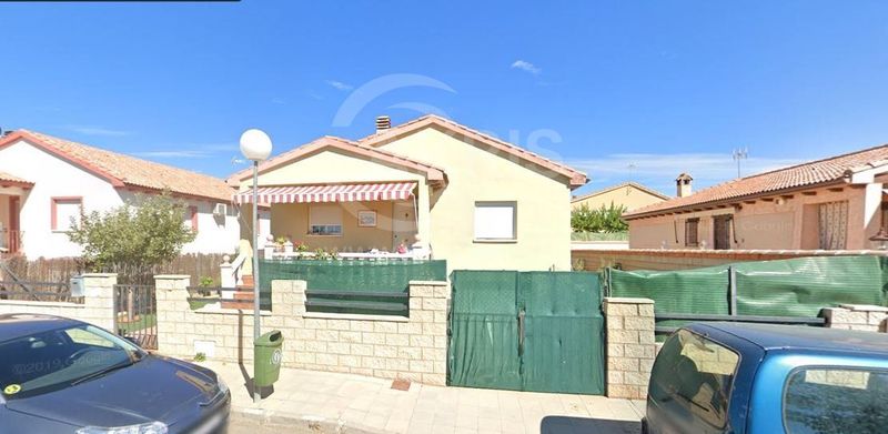 Chalet Independiente en venta Burguillos De Toledo, Toledo. Ref: 13734. Inmobiliaria Akris