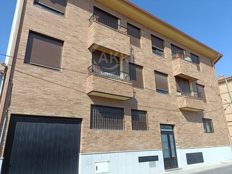 Garaje en venta Fuensalida, Toledo. Ref: 13983. Inmobiliaria Akris