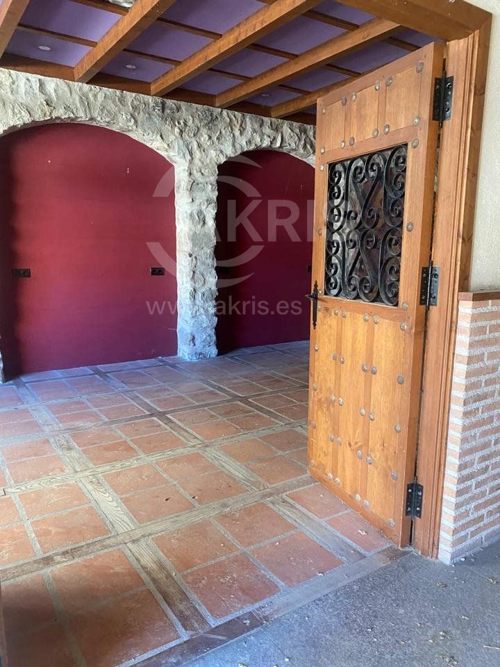 Villa Indipendenti in vendita Torrijos, Toledo. Ref: 14265. Inmobiliaria Akris