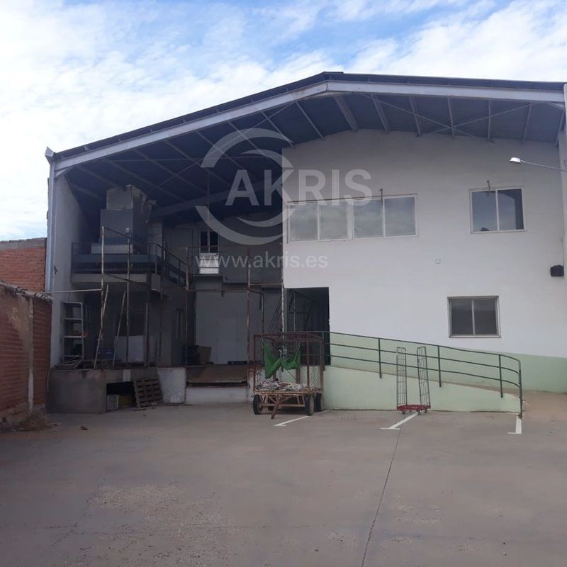 Nave Industrial en venta Puebla De Almoradiel, La, Toledo. Ref: 14356. Inmobiliaria Akris
