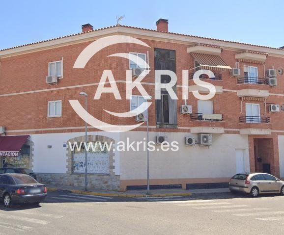 Garagem à venda Yuncos, Toledo. Ref: 14410. Inmobiliaria Akris