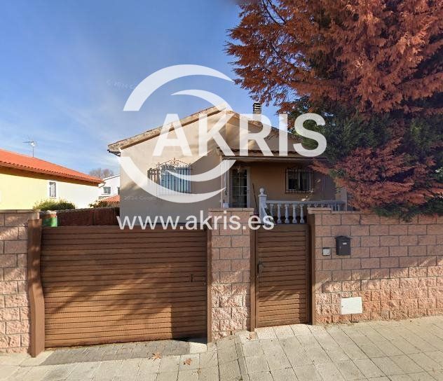 Chalet Independiente en venta Burguillos De Toledo, Toledo. Ref: 14883. Inmobiliaria Akris