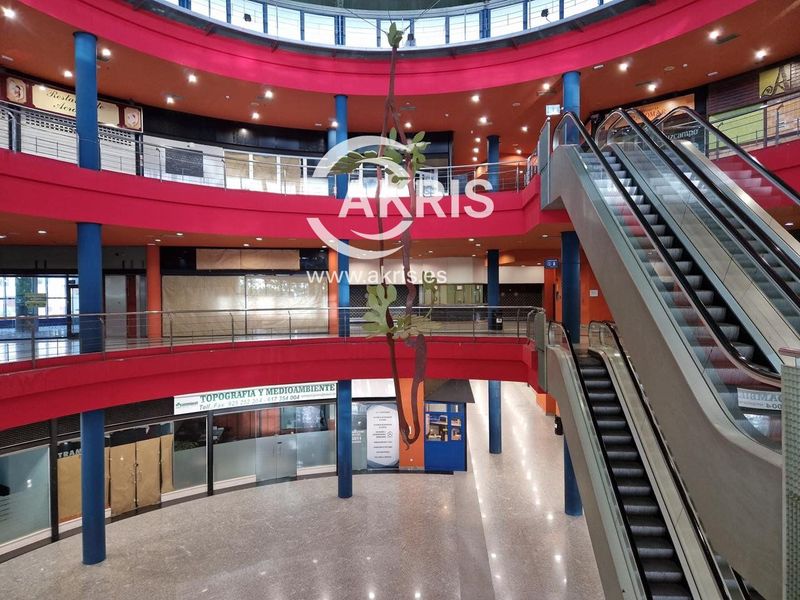 Local Comercial en venta Toledo. Ref: 14890. Inmobiliaria Akris