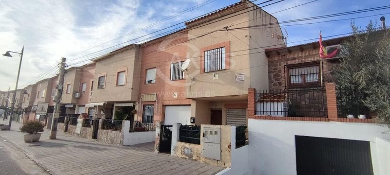 Freistehende Villa zu verkaufen Chozas De Canales, Toledo. Ref: 15078. Inmobiliaria Akris