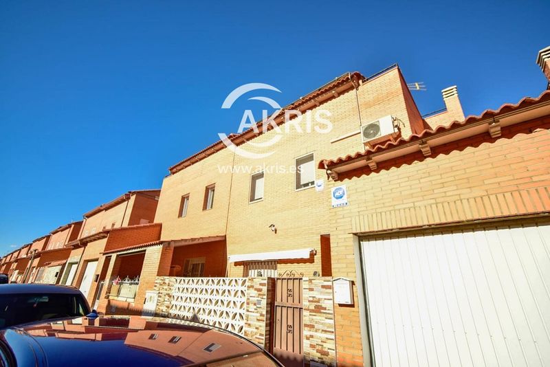 Residenza di città in vendita Chozas De Canales, Toledo. Ref: 15140. Inmobiliaria Akris
