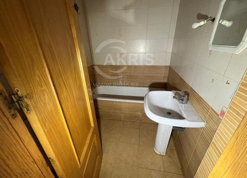Wohnung zu verkaufen Fuensalida, Toledo. Ref: 15186. Inmobiliaria Akris
