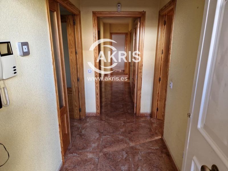 Chalet Independiente en venta Burguillos De Toledo, Toledo. Ref: 15302. Inmobiliaria Akris
