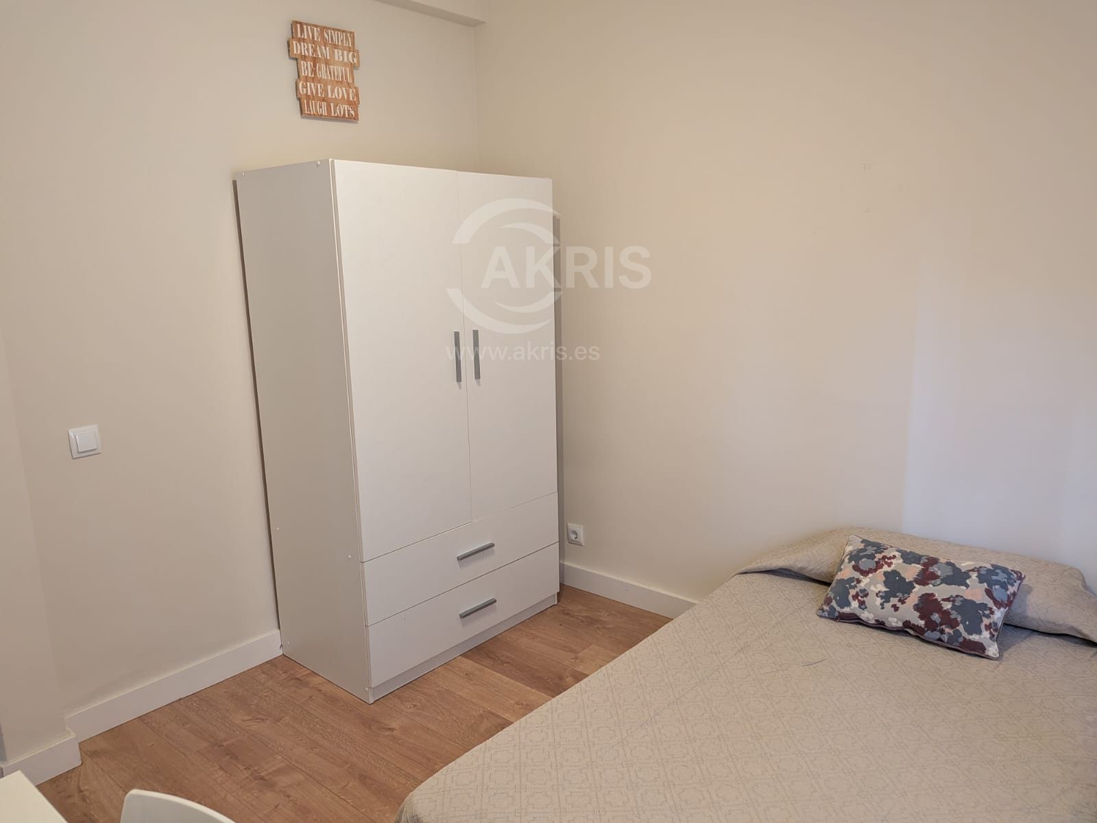 ¡ESPECTACULAR Y REFORMADO! 4 dorm. con piscina y parking en Buenavista - Foto 21