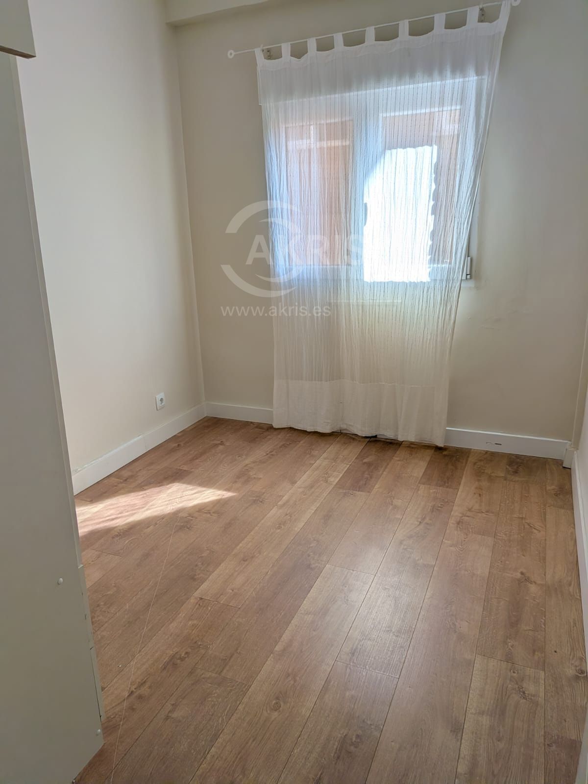 ¡ESPECTACULAR Y REFORMADO! 4 dorm. con piscina y parking en Buenavista - Foto 20