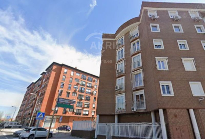 Piso en venta Fuenlabrada, Madrid. Ref: 15422. Inmobiliaria Akris