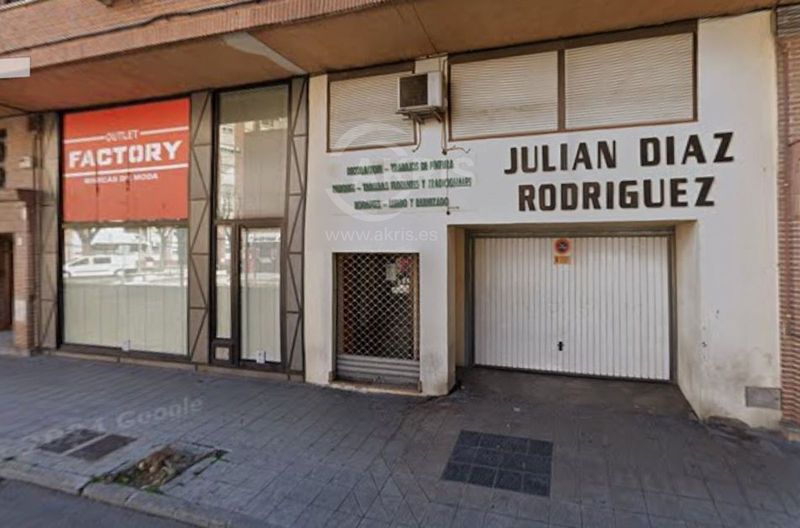 Gewerbliche raum zu verkaufen Talavera de la Reina, Toledo. Ref: 15481. Inmobiliaria Akris