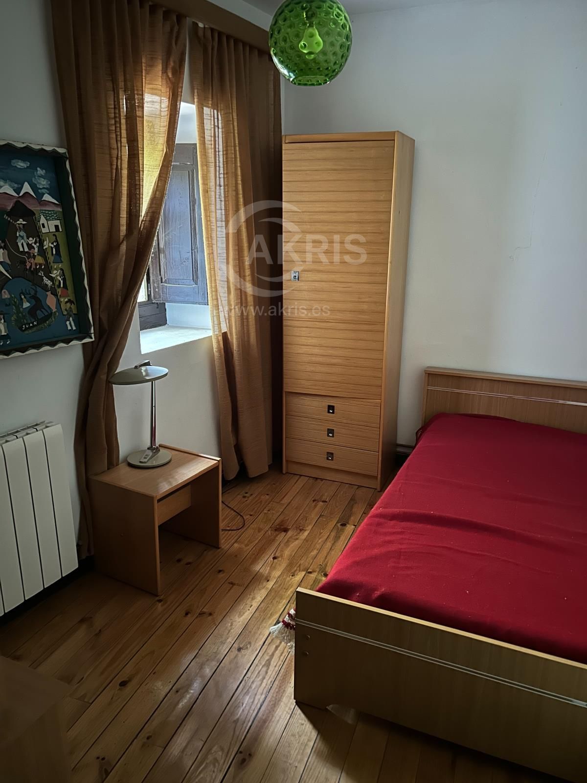 dormitorio juvenil - Auténtica Casa Roncalesa con Jardín Privado más apartamento independiente con gran Potencial de Inversión
