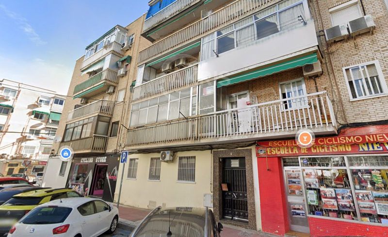 Wohnung zu verkaufen Parla, Madrid. Ref: 15502. Inmobiliaria Akris