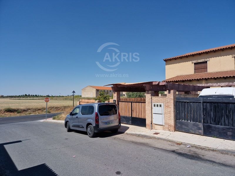 Doppelhaushälfte zu verkaufen Nambroca, Toledo. Ref: 15511. Inmobiliaria Akris