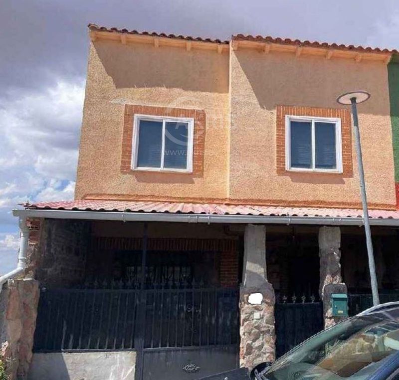 Adosado en venta Almonacid De Toledo, Toledo. Ref: 15534. Inmobiliaria Akris