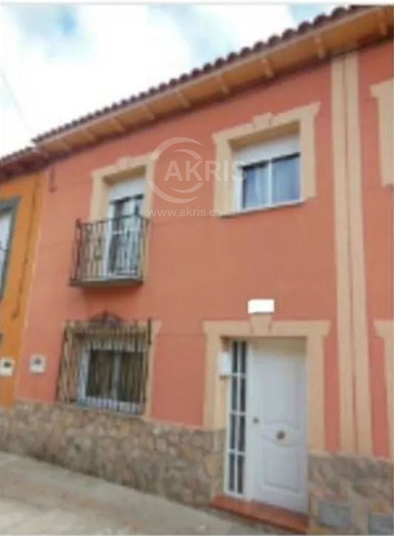 Casa en venta Puebla De Almoradiel, La, Toledo. Ref: 15581. Inmobiliaria Akris