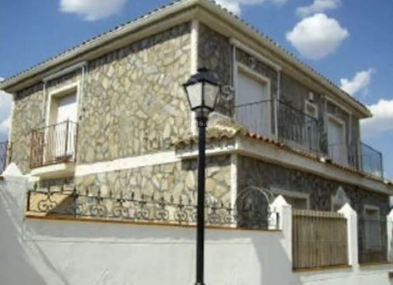 Casa en venta Cazalegas, Toledo. Ref: 15599. Inmobiliaria Akris