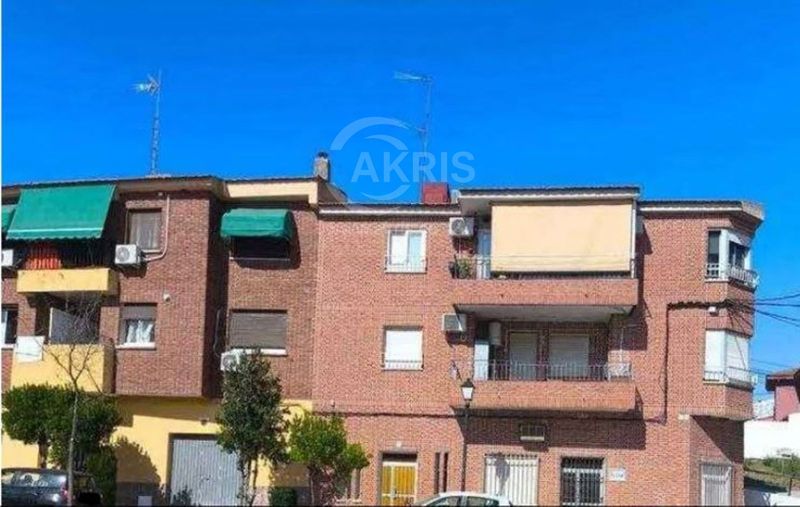 Casa en venta Cazalegas, Toledo. Ref: 15604. Inmobiliaria Akris