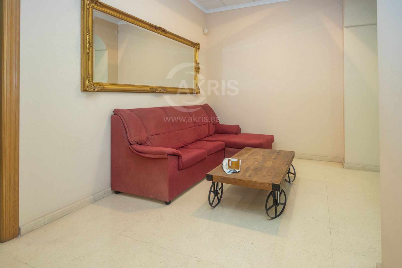 Nave industrial de 706 m² en Elche